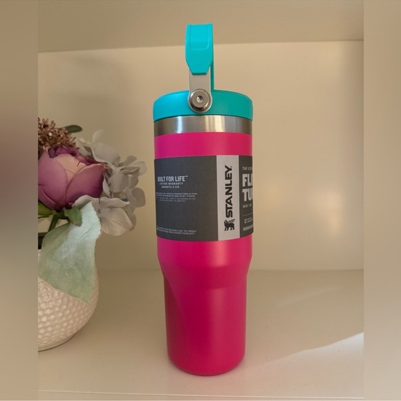 🎉LAST PIECE🎉Stanley Iceflow Flip Straw 30 oz Tumbler Passion Pink - Picture 5 of 6